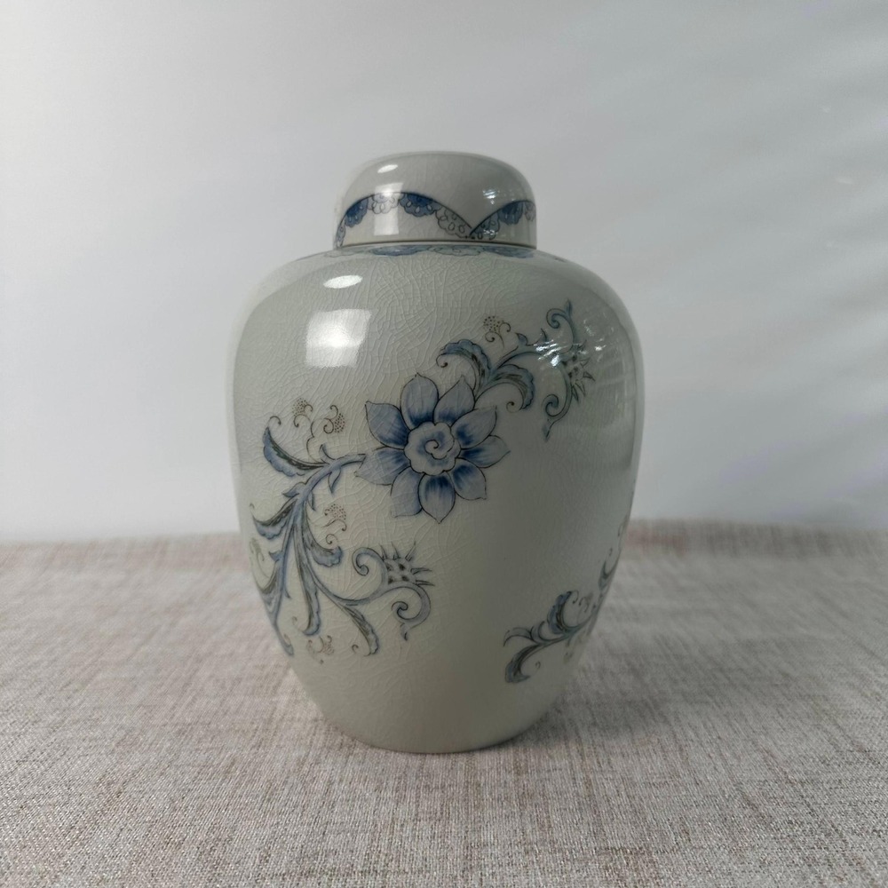 Vintage Andrea by Sadek Ginger Jar Blue White Floral Crackle Glaze Japan